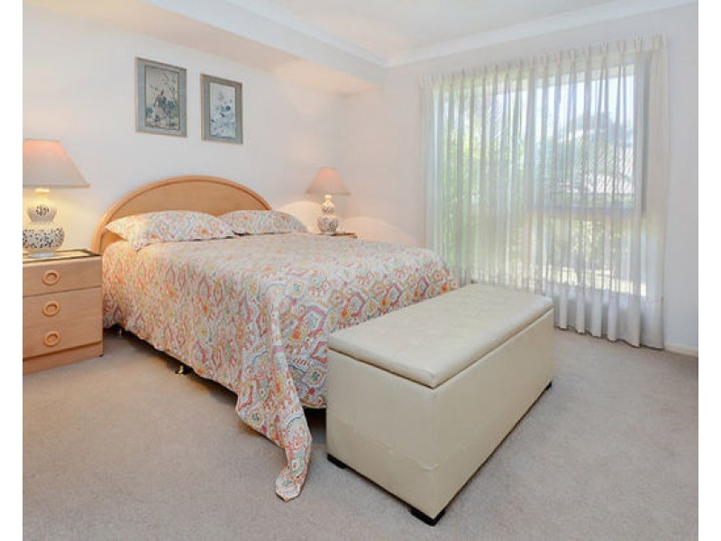 4 Westminster Way, Wishart QLD 4122