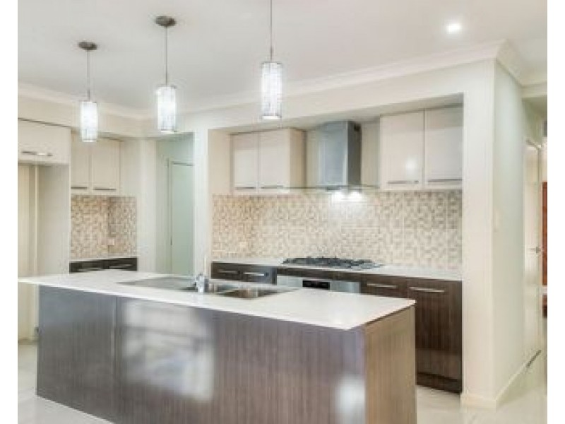 83 Alan Crescent, Eight Mile Plains QLD 4113