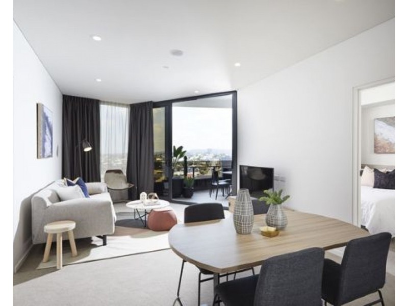 712/62 LOGAN ROAD, Woolloongabba QLD 4102