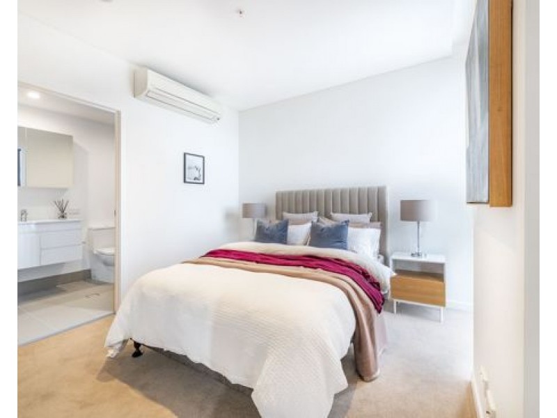 10901/320 MacArthur Avenue, Hamilton QLD 4007