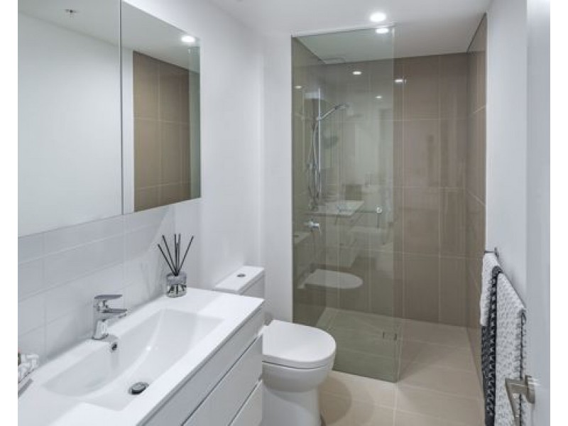 10901/320 MacArthur Avenue, Hamilton QLD 4007