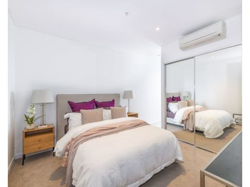 10901/320 MacArthur Avenue, Hamilton QLD 4007