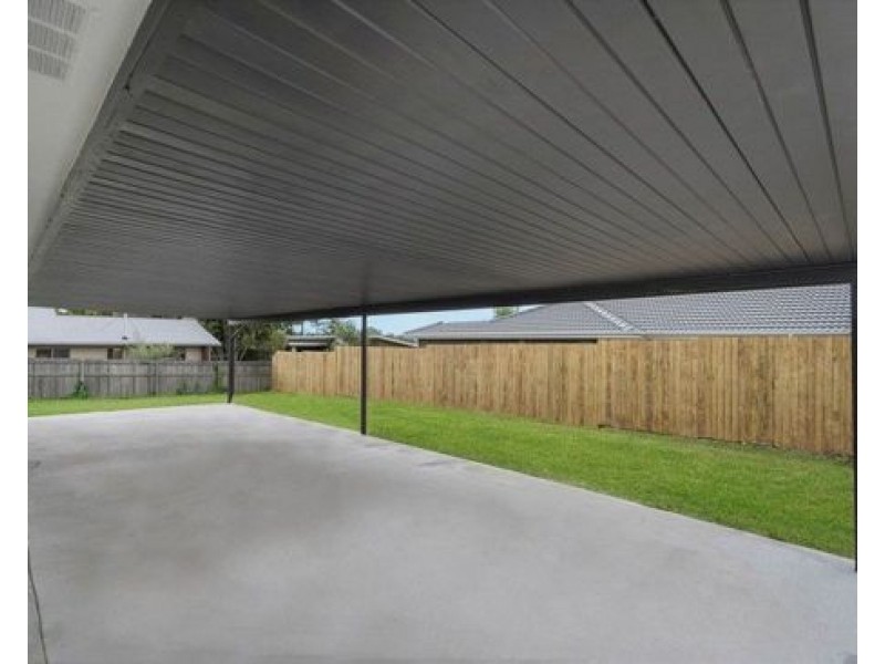 17A Pinelands St, Loganlea QLD 4131