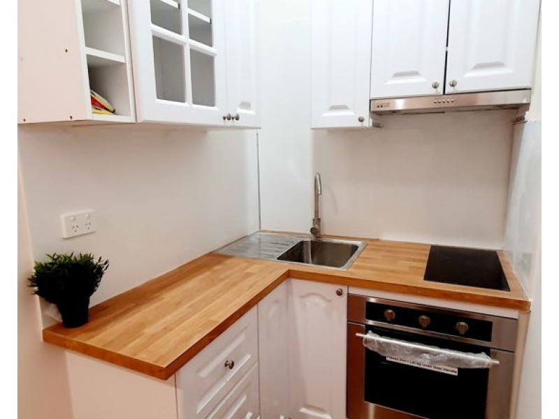 8/67 Heussler Terrace, Milton QLD 4064