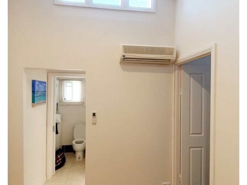 8/67 Heussler Terrace, Milton QLD 4064