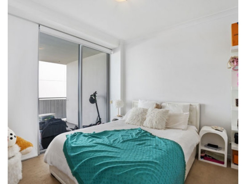 304/41 Harbour Town Drive, Biggera Waters QLD 4216