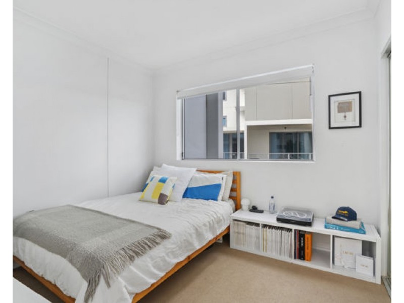 304/41 Harbour Town Drive, Biggera Waters QLD 4216