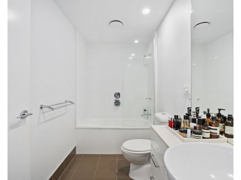 304/41 Harbour Town Drive, Biggera Waters QLD 4216