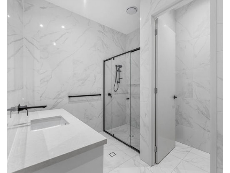 8820 The Point Circuit, Hope Island QLD 4212