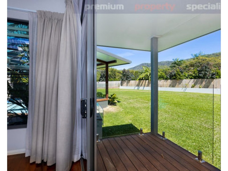 Clifton Beach QLD 4879