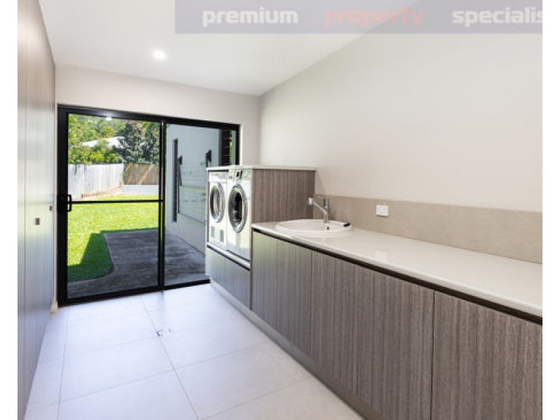 Clifton Beach QLD 4879