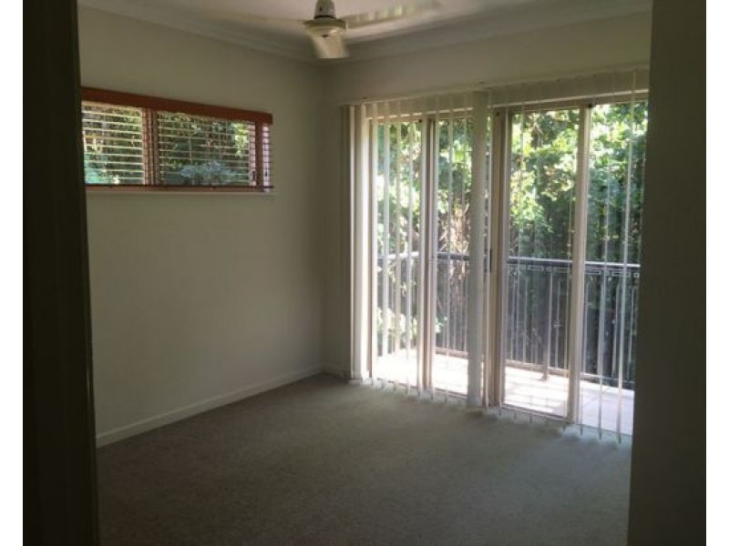 9 22-26 Clifton Road, Clifton Beach QLD 4879