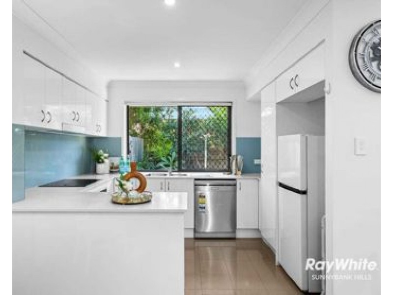 17/30 Girraween Cres, Parkinson QLD 4115