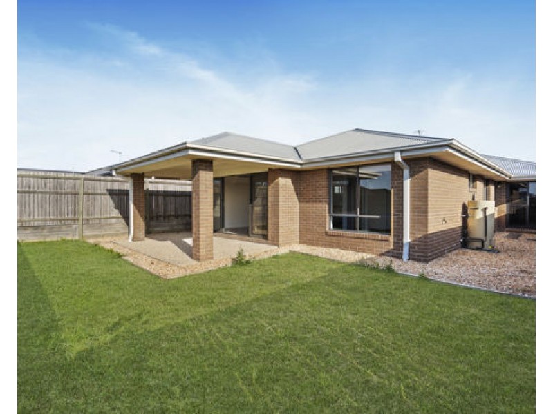 19 Mount Huntley Street, Park Ridge QLD 4125