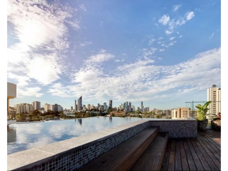 603/17 Gibbon Street, Woolloongabba QLD 4102