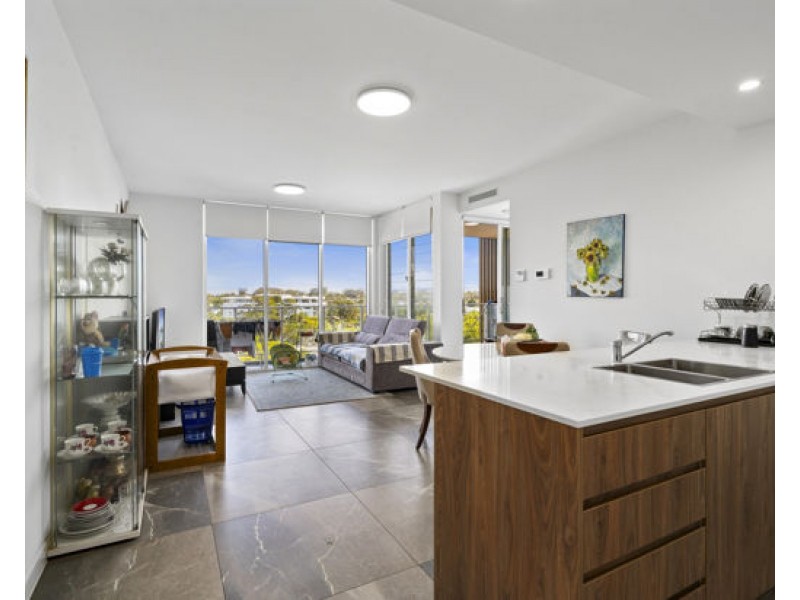 605/8 Meron Street, Southport QLD 4215