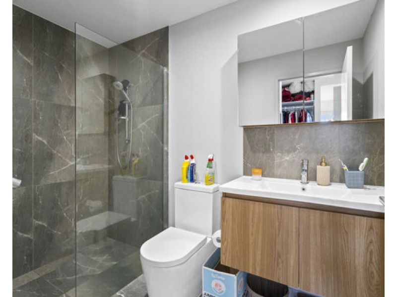 605/8 Meron Street, Southport QLD 4215