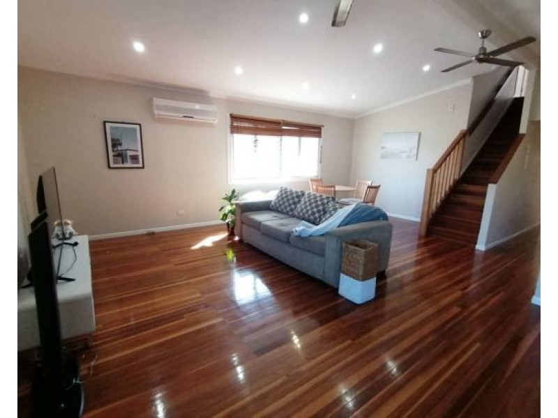 19 Meyrick Street, Cannon Hill QLD 4170