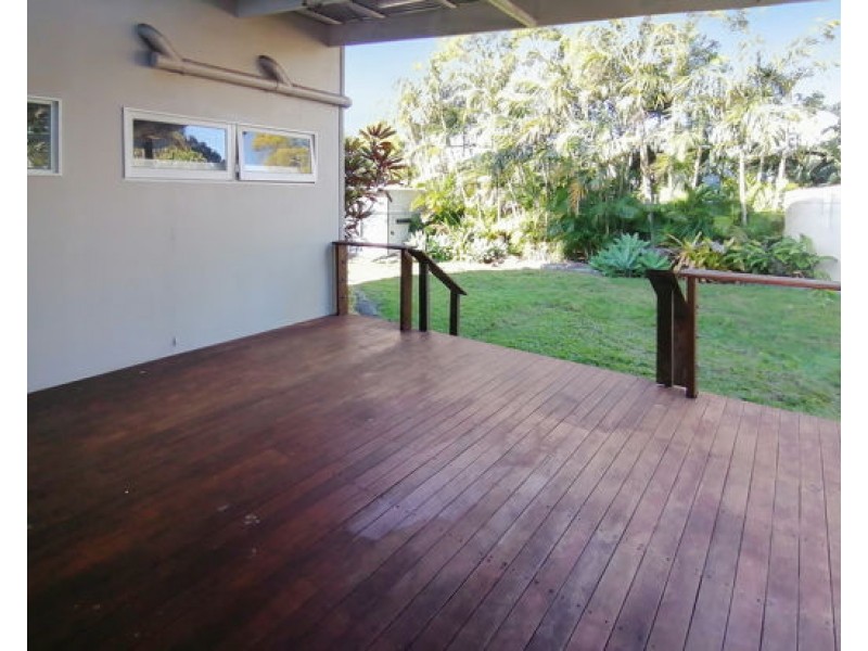 19 Meyrick Street, Cannon Hill QLD 4170