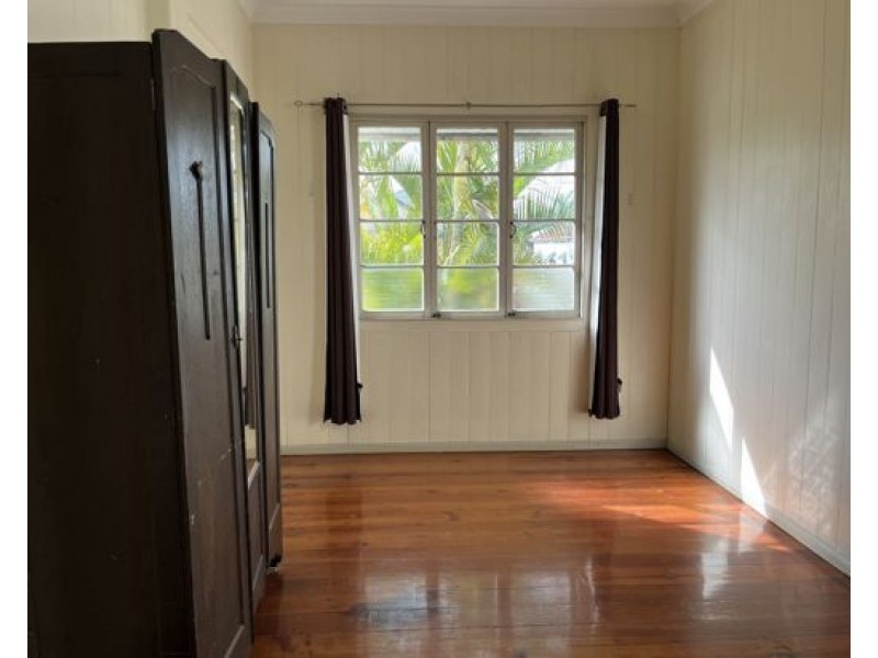 65 Broadway St, Woolloongabba QLD 4102