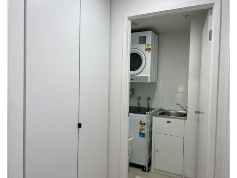 2201/42 Laver Drive, Robina QLD 4226