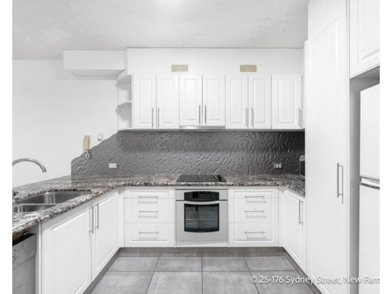 25/176 Sydney Street, New Farm QLD 4005