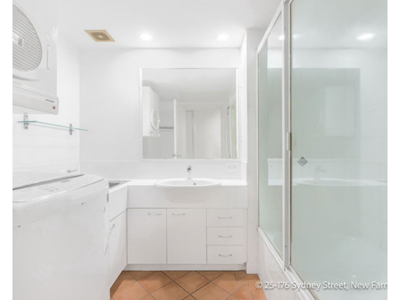 25/176 Sydney Street, New Farm QLD 4005