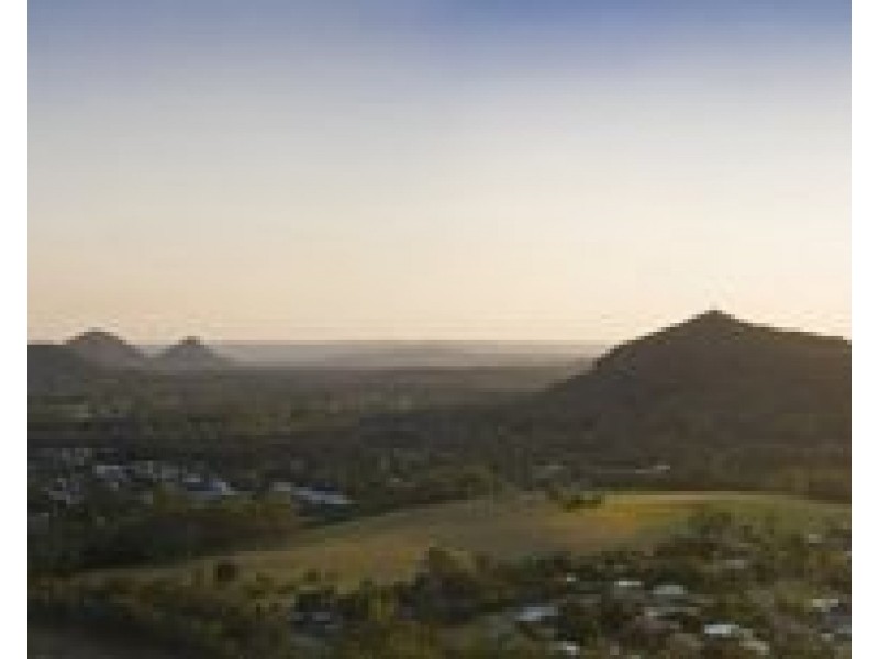 9 CORYMBIA STREET, Glass House Mountains QLD 4518