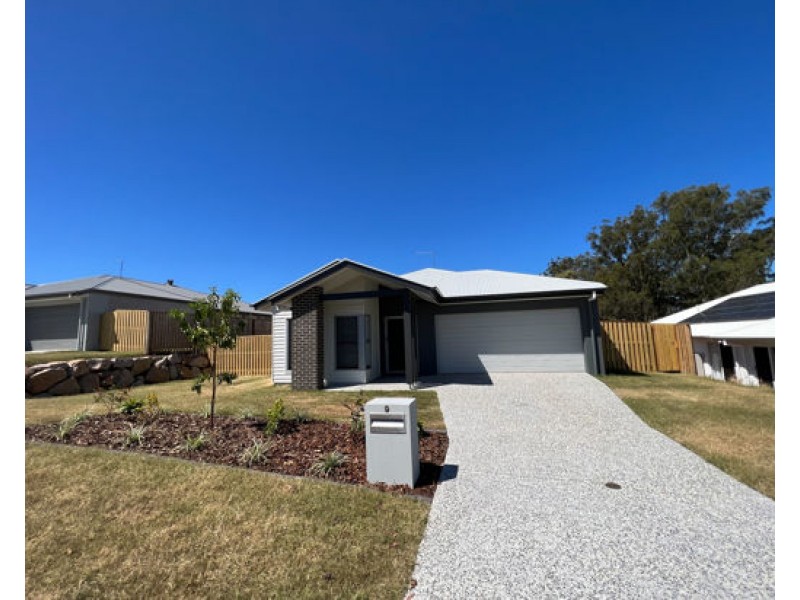 9 CORYMBIA STREET, Glass House Mountains QLD 4518