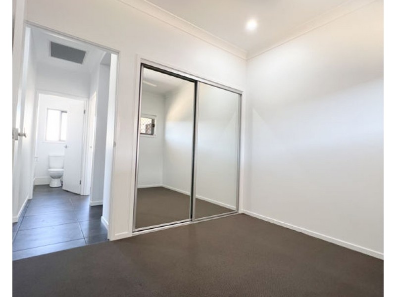 9 CORYMBIA STREET, Glass House Mountains QLD 4518