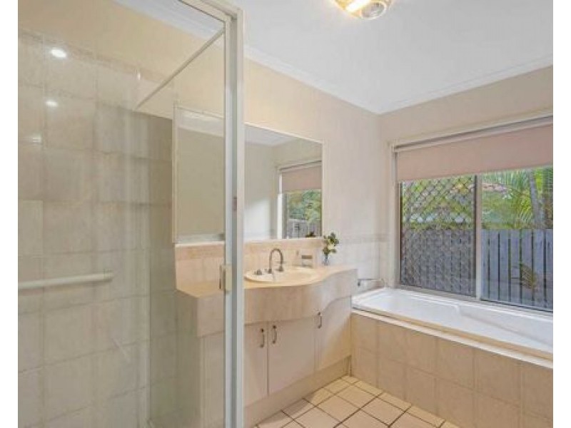 21 Van Gogh Place, Mackenzie QLD 4156