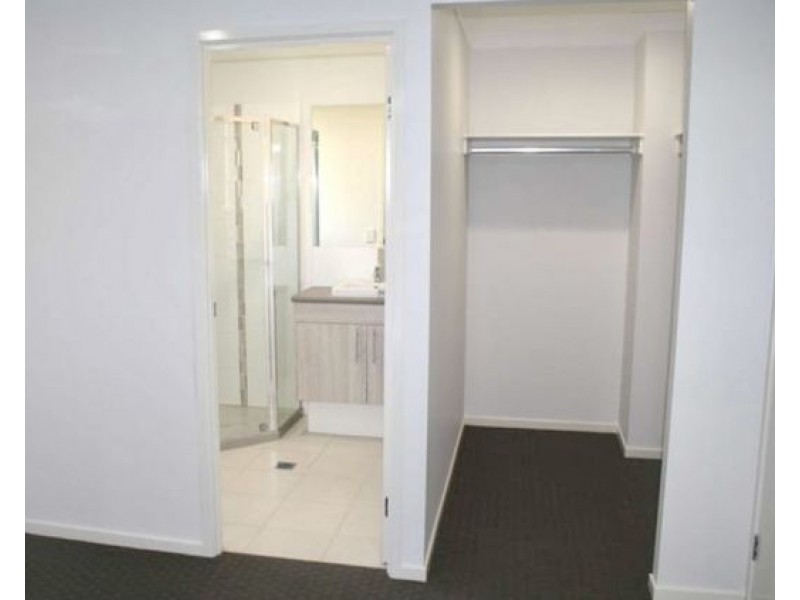 33 Shelley Street, Redbank Plains QLD 4301