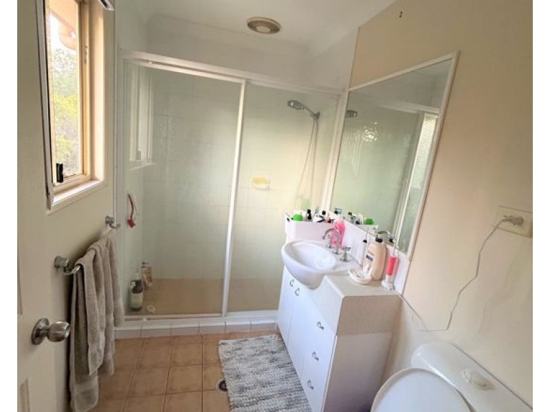 62 COORA ST, Wishart QLD 4122