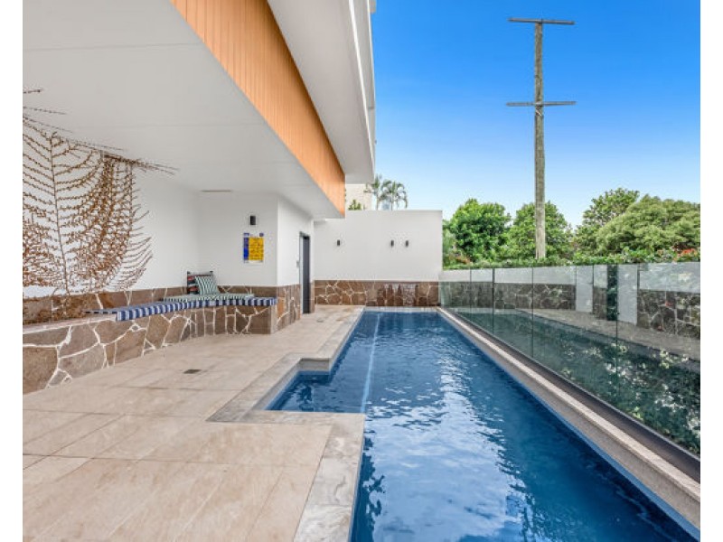 509/266 Stanhill Drive, Chevron Island QLD 4217