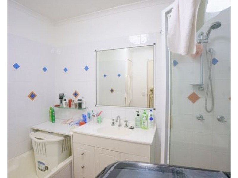 5 128 Benowa Street, Southport,qld 4216, Southport QLD 4215