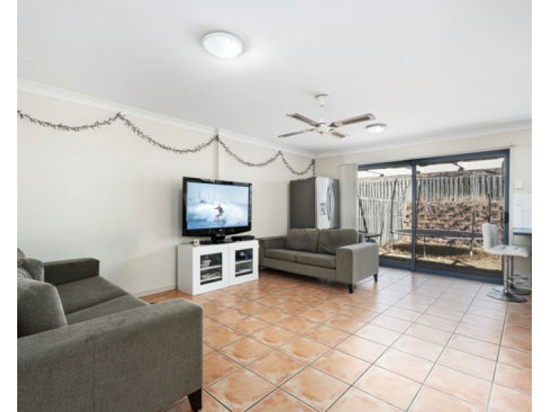 37/2 Studio Drive, Pacific Pines QLD 4211