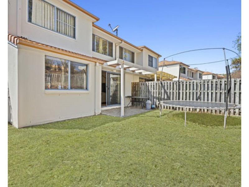 37/2 Studio Drive, Pacific Pines QLD 4211
