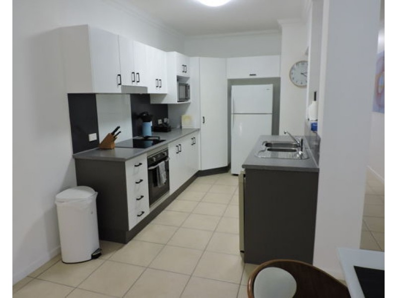 21 22-26 Clifton Road, Clifton Beach QLD 4879
