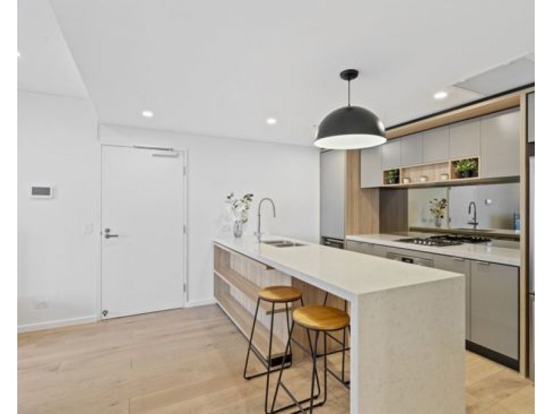 402/17 Deshon Street, Woolloongabba QLD 4102