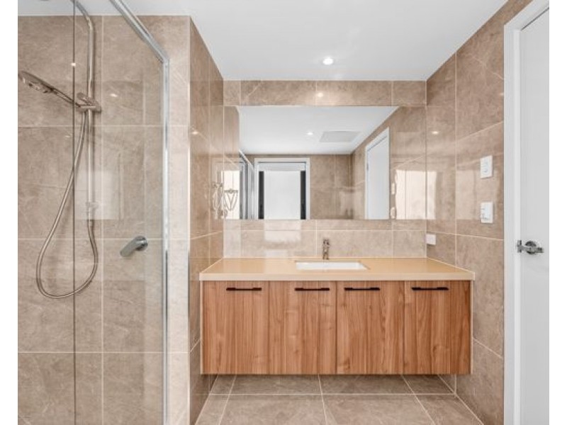 8812 The Point Circuit, Hope Island QLD 4212