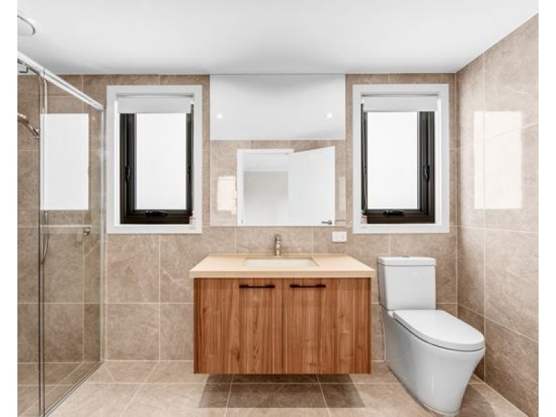 8812 The Point Circuit, Hope Island QLD 4212