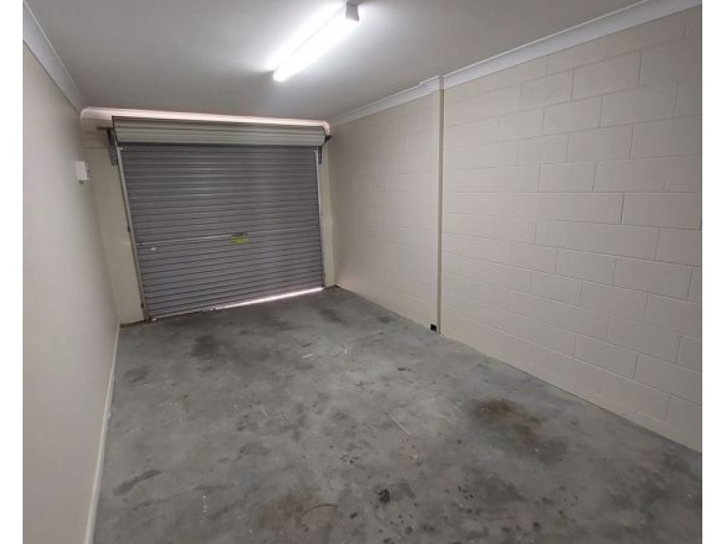 6/2 Studio Drive, Pacific Pines QLD 4211