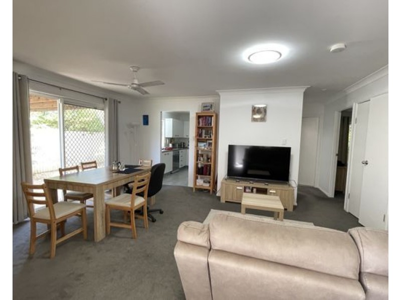 Unit 5 14 Kensington Pl, Birkdale QLD 4159