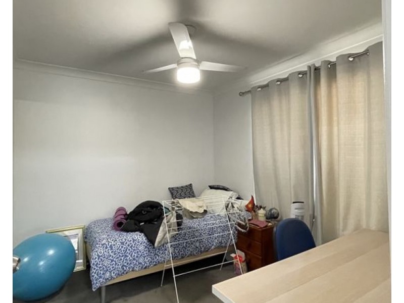 Unit 5 14 Kensington Pl, Birkdale QLD 4159