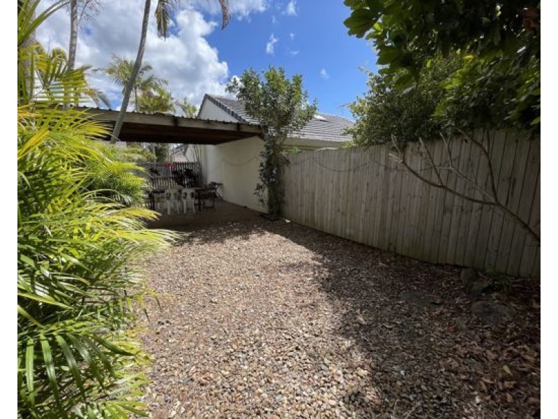 Unit 5 14 Kensington Pl, Birkdale QLD 4159