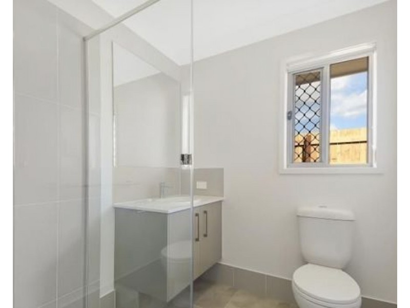 10 Kandra Close, Pallara QLD 4110