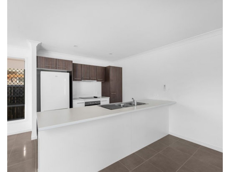 79 Naples Court, Redbank QLD 4301