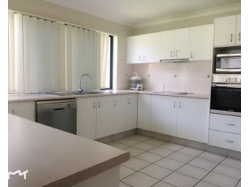 8 Rix Drive, Upper Coomera QLD 4209