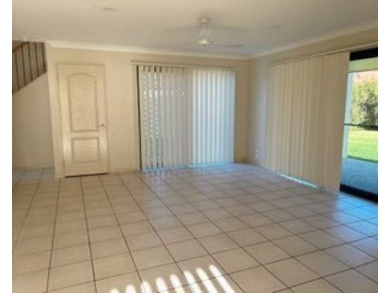 8 Rix Drive, Upper Coomera QLD 4209
