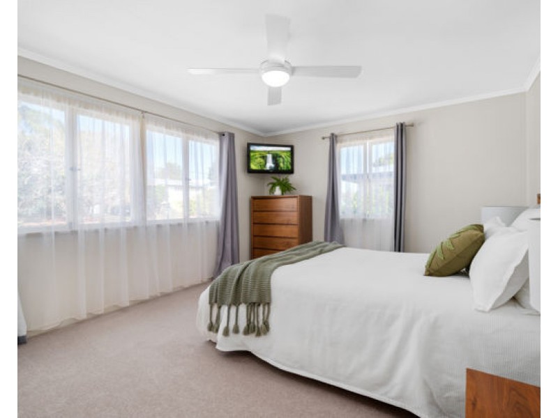 230 Wishart Road, Wishart QLD 4122